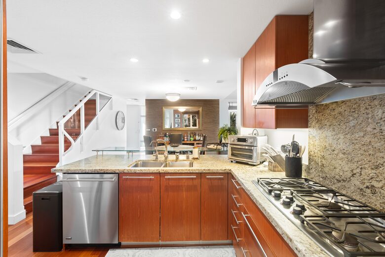 Pacific Highway Modern Escape - San Diego, California