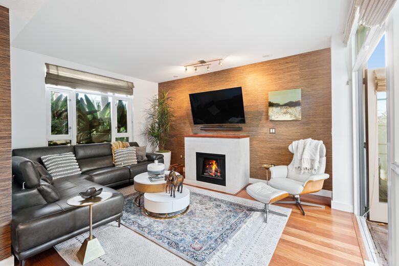 Pacific Highway Modern Escape - San Diego, California