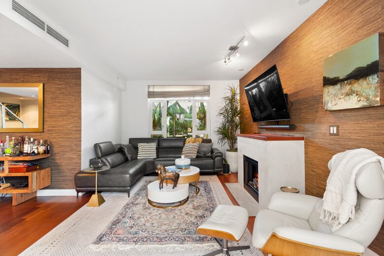 Pacific Highway Modern Escape - San Diego, California