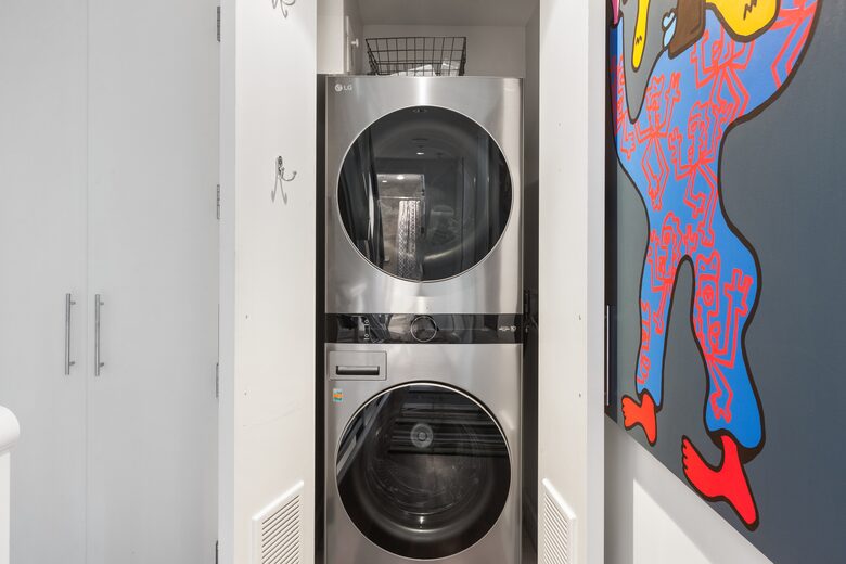 Pacific Highway Modern Escape - San Diego, California