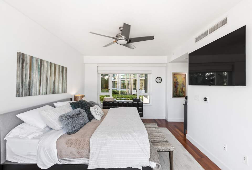 Pacific Highway Modern Escape - San Diego, California