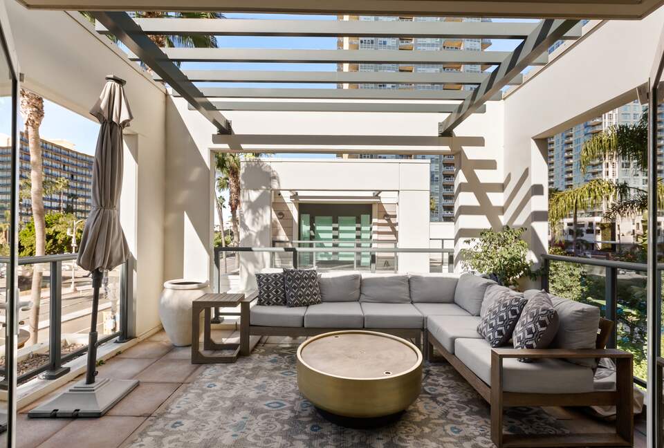 Pacific Highway Modern Escape - San Diego, California