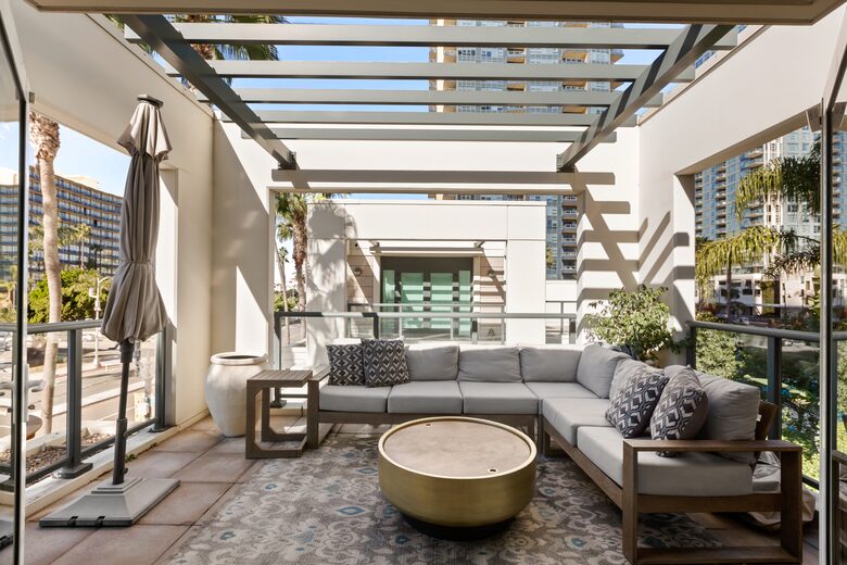 Pacific Highway Modern Escape - San Diego, California