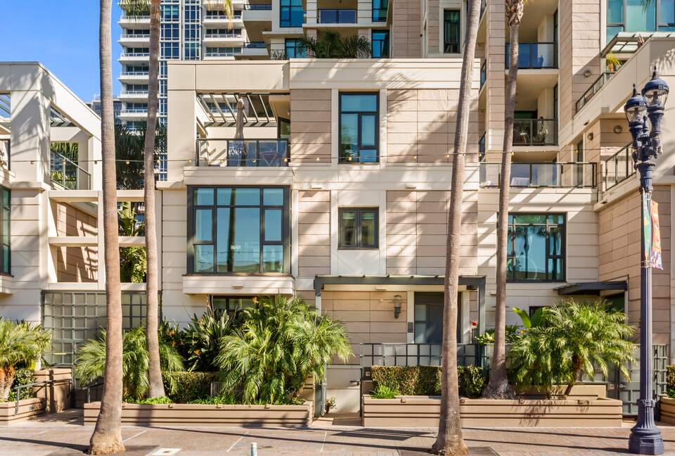 Pacific Highway Modern Escape - San Diego, California