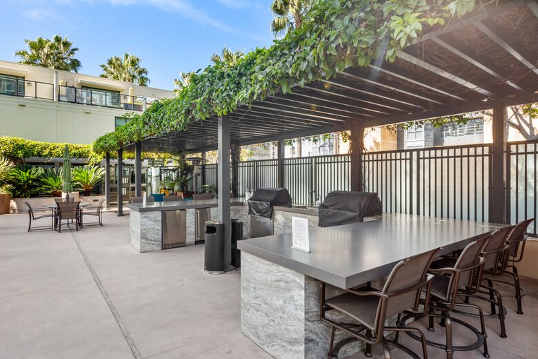 Pacific Highway Modern Escape - San Diego, California