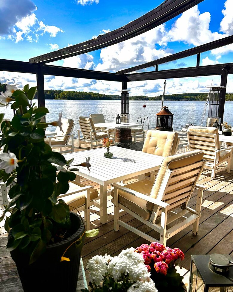 World-Class Villa Embraced by the Stockholm Archipelago - Värmdö, Sweden