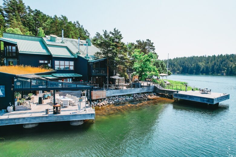 World-Class Villa Embraced by the Stockholm Archipelago - Värmdö, Sweden