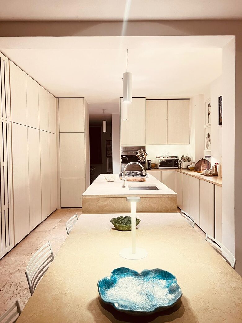 Elegant Garden Estate Steps from the Tuscan Shoreline - Castiglione della Pescaia, Italy