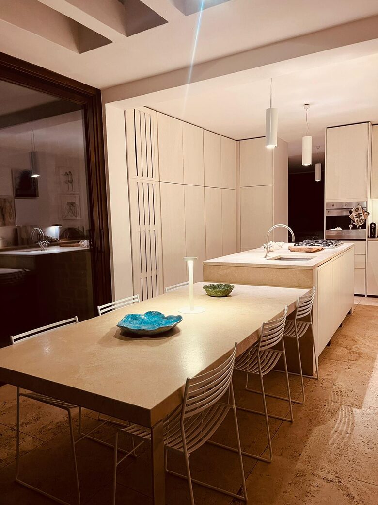 Elegant Garden Estate Steps from the Tuscan Shoreline - Castiglione della Pescaia, Italy