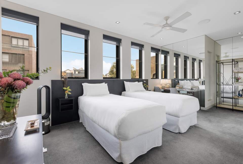 Vulcan Hotel - Sydney City District - Sydney, Australia