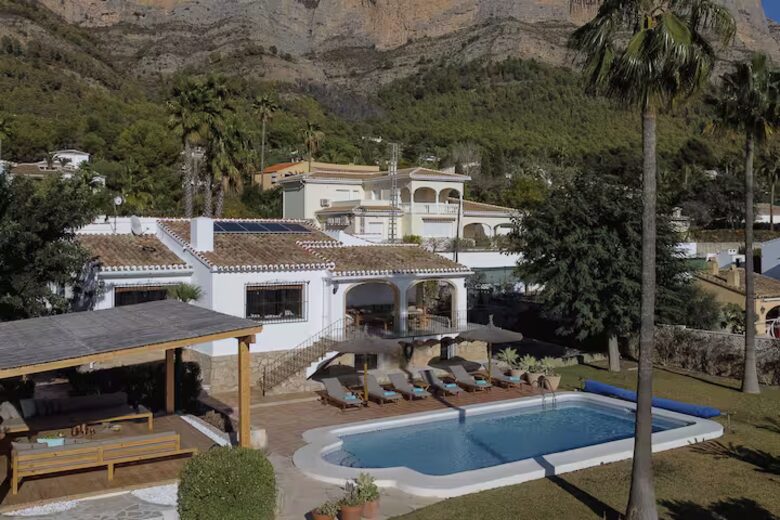 Refined Mediterranean Living Near Montgó - Jávea, Spain