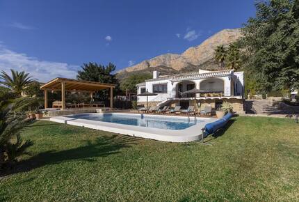 Refined Mediterranean Living Near Montgó - Jávea, Spain