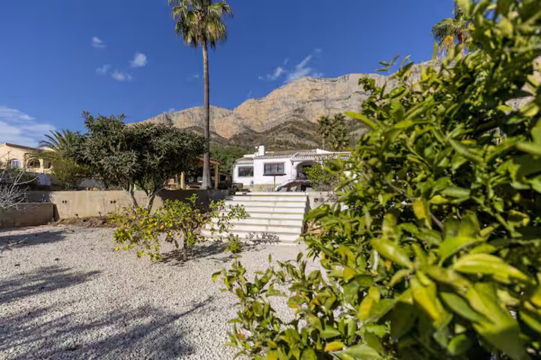Refined Mediterranean Living Near Montgó - Jávea, Spain