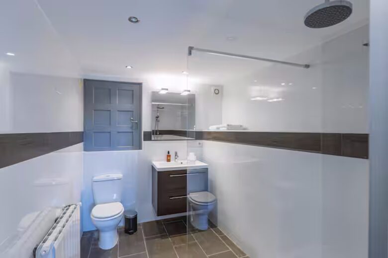 Refined Mediterranean Living Near Montgó - Jávea, Spain