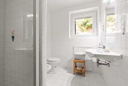 Timeless Seafront Hideaway in Torre delle Stelle - Torre Delle Stelle, Italy