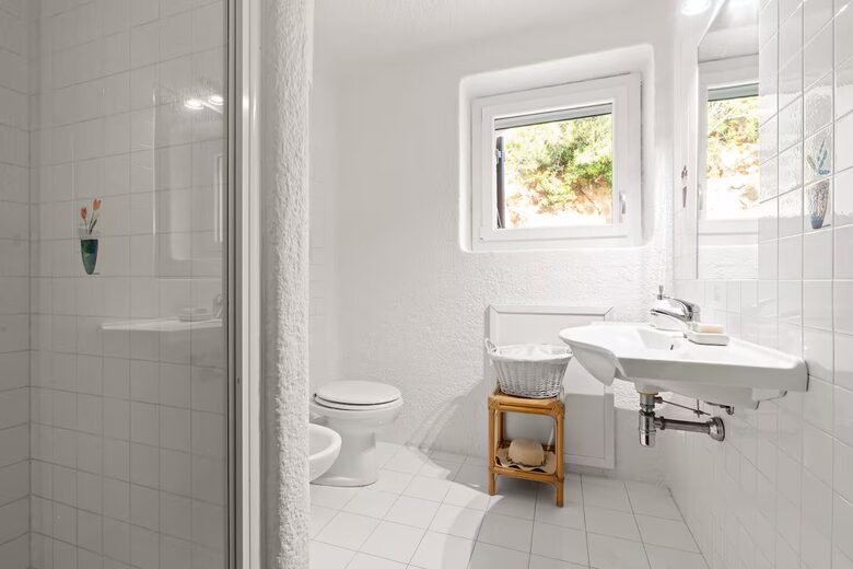 Timeless Seafront Hideaway in Torre delle Stelle - Torre Delle Stelle, Italy