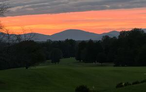 Luxury Charlottesville Retreat near UVA and Monticello with Golf and Mountain Views. - Charlottesville, Virginia