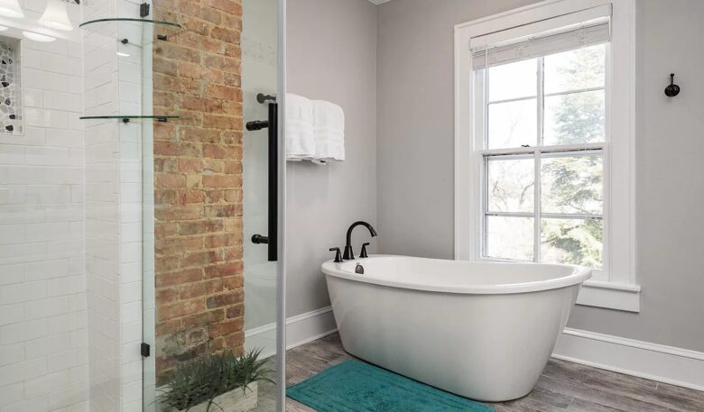 The Anchored Stay - Annapolis, Maryland