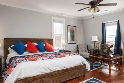 The Anchored Stay - Annapolis, Maryland