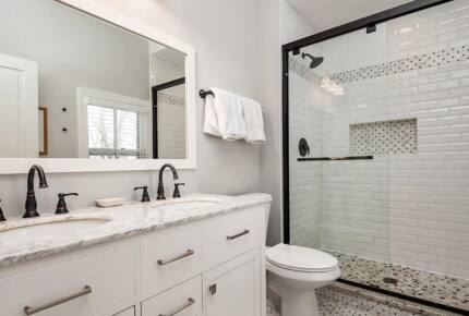 The Anchored Stay - Annapolis, Maryland