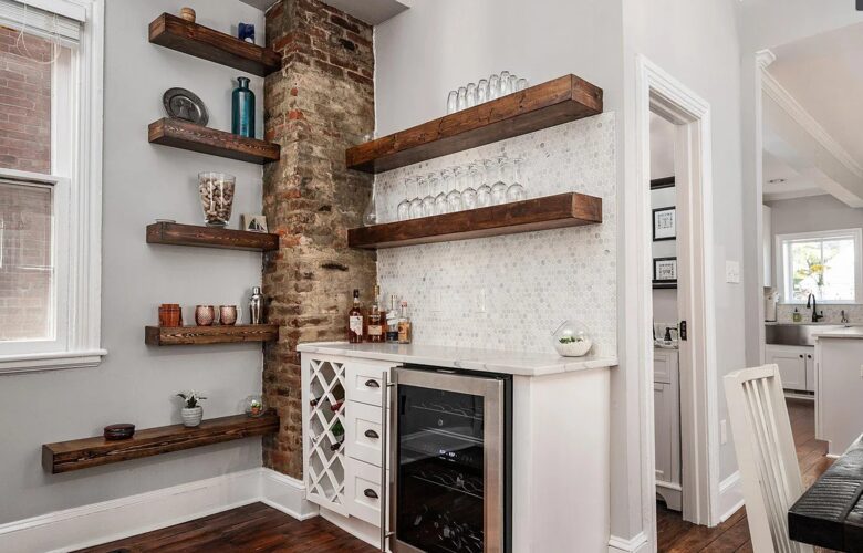 The Anchored Stay - Annapolis, Maryland