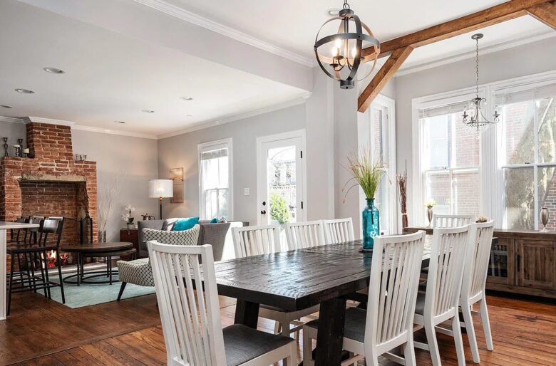 The Anchored Stay - Annapolis, Maryland