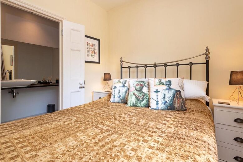 Georgian Elegance in a Tranquil Cornish Village - St Issey, Wadebridge, United Kingdom