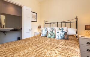 Georgian Elegance in a Tranquil Cornish Village - St Issey, Wadebridge, United Kingdom