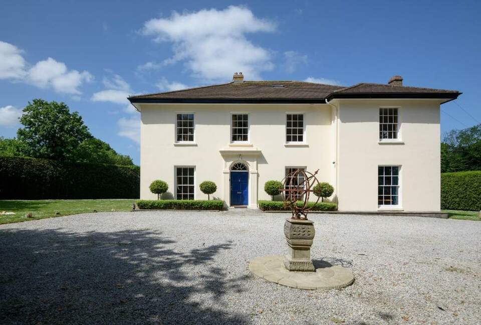 Georgian Elegance in a Tranquil Cornish Village - St Issey, Wadebridge, United Kingdom