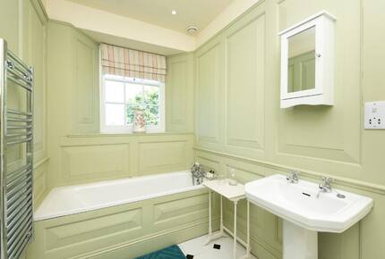 Georgian Elegance in a Tranquil Cornish Village - St Issey, Wadebridge, United Kingdom