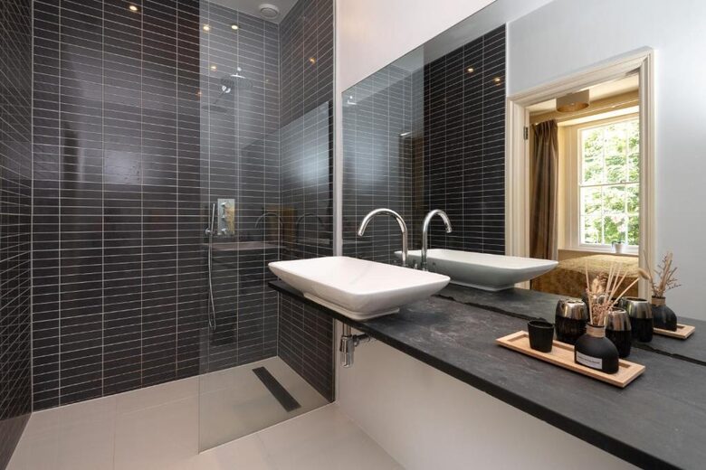 Georgian Elegance in a Tranquil Cornish Village - St Issey, Wadebridge, United Kingdom