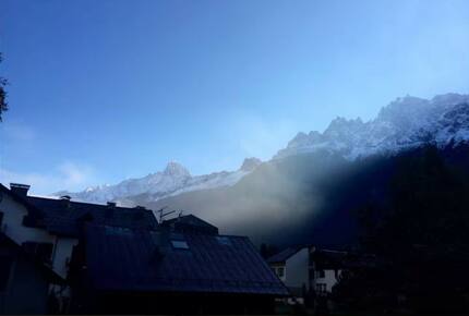 Warm Modern Escape in Scenic Les Bossons - Les Bossons, Chamonix, France