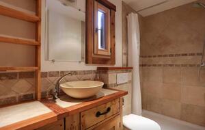 Warm Modern Escape in Scenic Les Bossons - Les Bossons, Chamonix, France