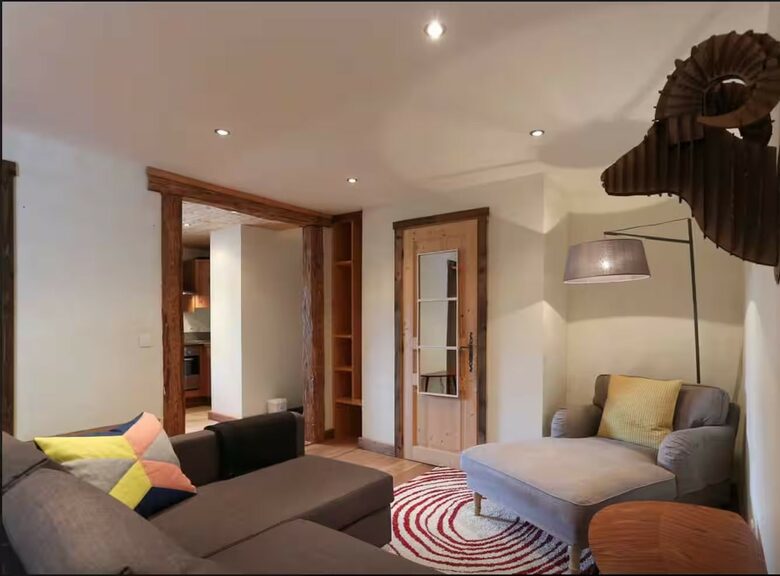 Warm Modern Escape in Scenic Les Bossons - Les Bossons, Chamonix, France