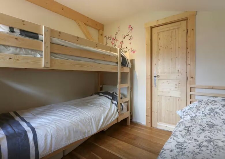 Warm Modern Escape in Scenic Les Bossons - Les Bossons, Chamonix, France