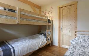 Warm Modern Escape in Scenic Les Bossons - Les Bossons, Chamonix, France