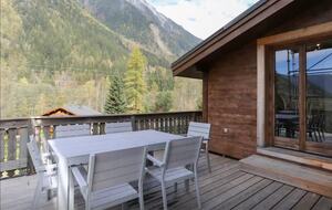 Warm Modern Escape in Scenic Les Bossons - Les Bossons, Chamonix, France