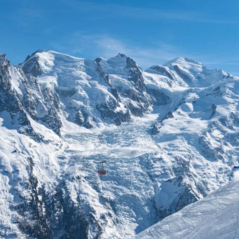 Warm Modern Escape in Scenic Les Bossons - Les Bossons, Chamonix, France