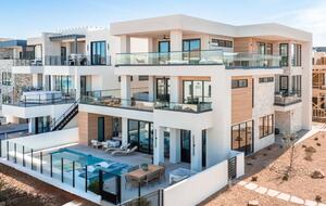 Luxury Lagoon Oasis - St. George, Utah