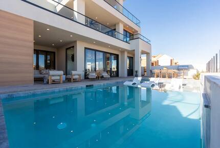 Luxury Lagoon Oasis - St. George, Utah