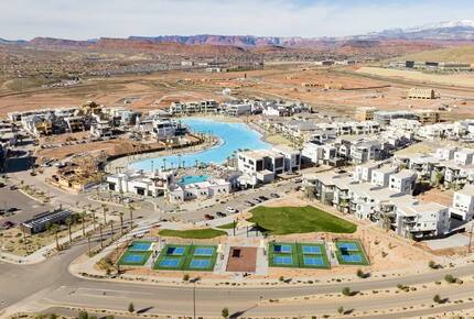 Luxury Lagoon Oasis - St. George, Utah
