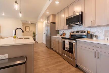 Luxury Retreat Near Desert Color Lagoon - St. George, Utah