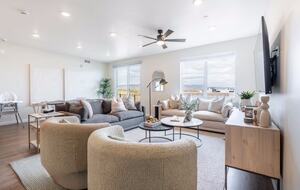 Luxury Retreat Near Desert Color Lagoon - St. George, Utah