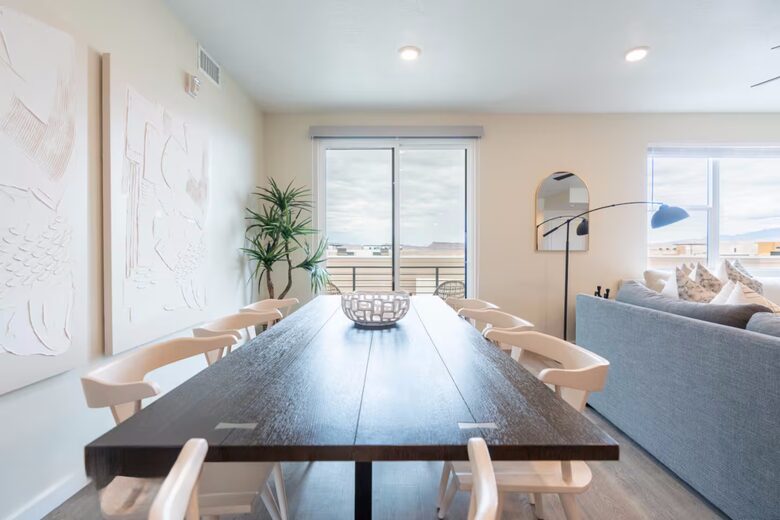 Luxury Retreat Near Desert Color Lagoon - St. George, Utah