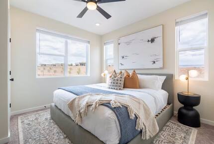 Luxury Retreat Near Desert Color Lagoon - St. George, Utah