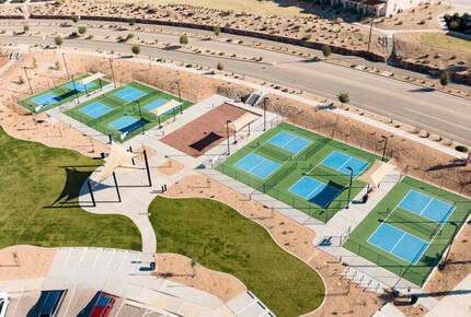 Luxury Retreat Near Desert Color Lagoon - St. George, Utah