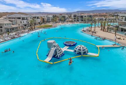 Luxury Retreat Near Desert Color Lagoon - St. George, Utah