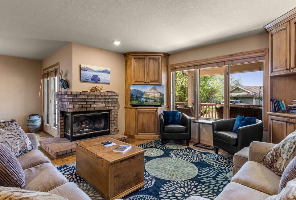 Mountain Harbor Retreat Near Whitefish Lake - Whitefish, Montana