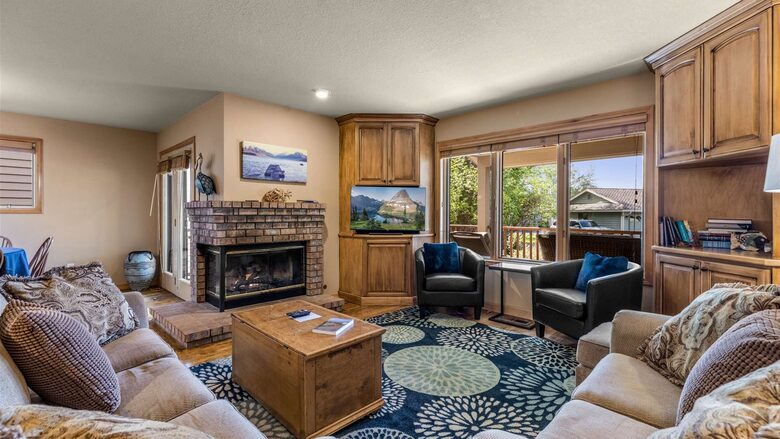 Mountain Harbor Retreat Near Whitefish Lake - Whitefish, Montana