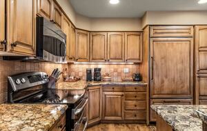 Mountain Harbor Retreat Near Whitefish Lake - Whitefish, Montana